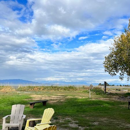 Sea Edge Motel Parksville Kültér fotó