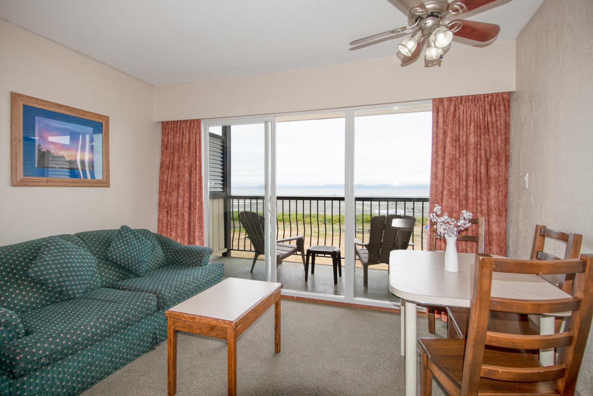 Sea Edge Motel Parksville Kültér fotó