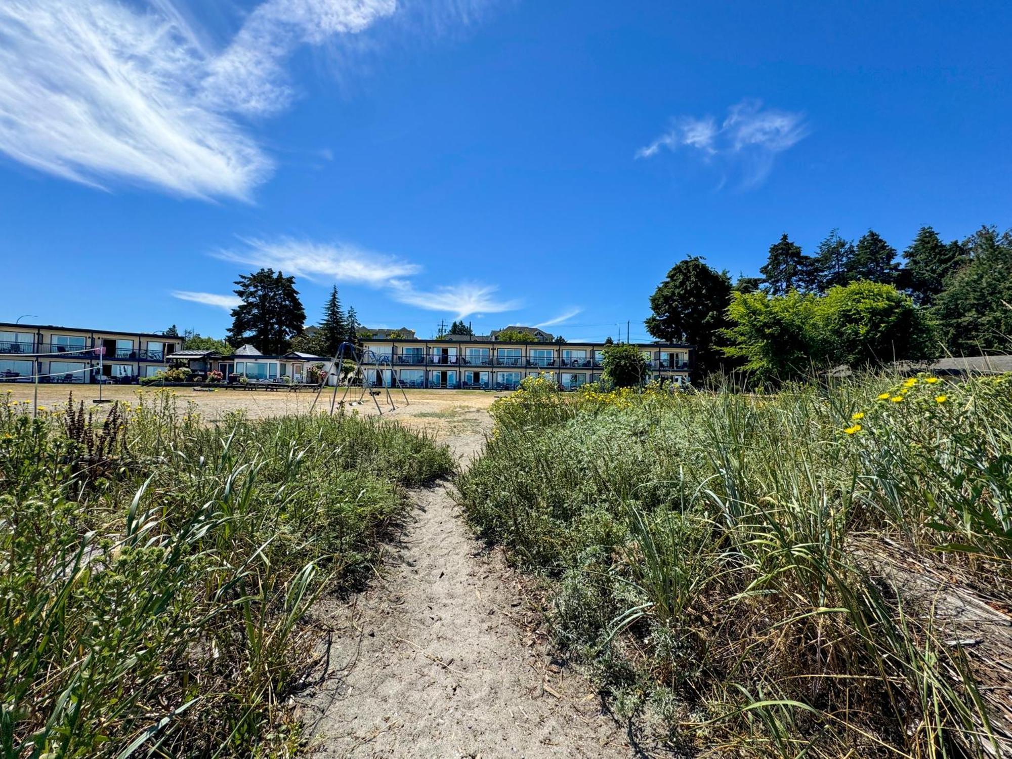 Sea Edge Motel Parksville Kültér fotó